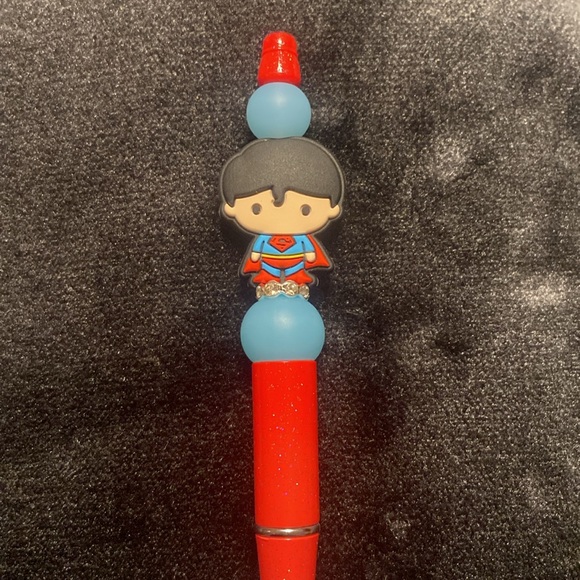 2/$25 Superman beadable pen - Picture 3 of 4